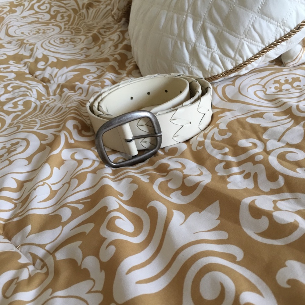 Faded glory leather belt